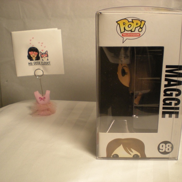 🧟♀️🌾 The Walking Dead – Season 1 Maggie POP! 🌾🧟♀️ - Picture 2 of 5